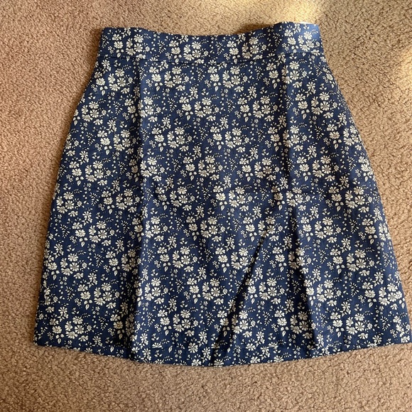 NWT The Vampire’s Wife Nearly Nuthin Skirt in Linen - Picture 2 of 8